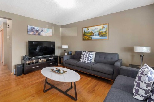 69 Applemont Place Se, Calgary, AB 