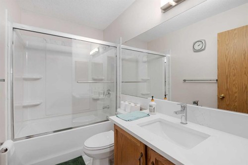 69 Applemont Place Se, Calgary, AB 