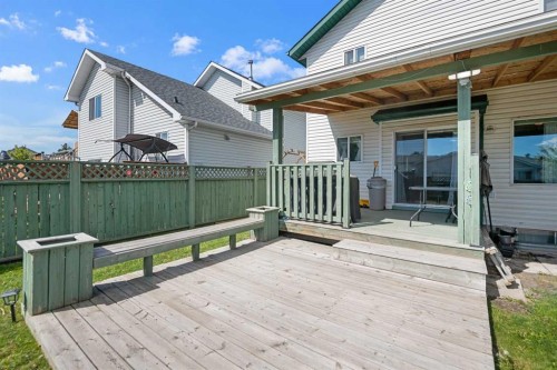 69 Applemont Place Se, Calgary, AB 