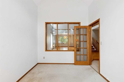 733 Edgebank Place Nw, Calgary, AB 