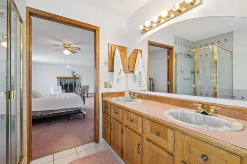 733 Edgebank Place Nw, Calgary, AB 