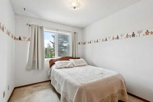 733 Edgebank Place Nw, Calgary, AB 