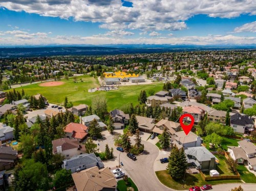 733 Edgebank Place Nw, Calgary, AB 