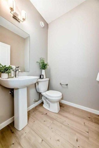 167 Mallard Heath Se, Calgary, AB 