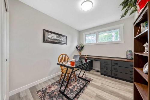 323 84 Avenue Se, Calgary, AB 