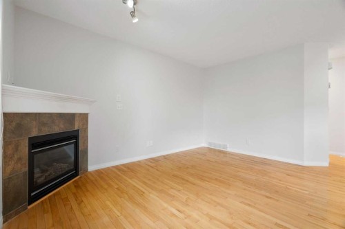 112 Royal Oak Gardens Nw, Calgary, AB 