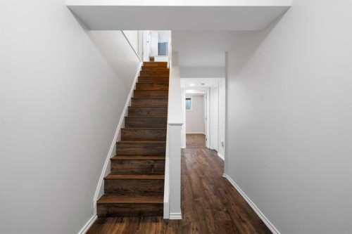 112 Royal Oak Gardens Nw, Calgary, AB 
