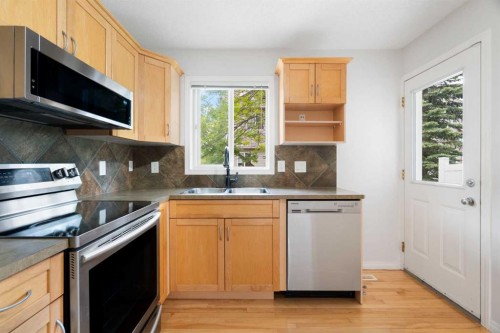 112 Royal Oak Gardens Nw, Calgary, AB 