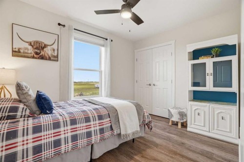 16-30480 Range Road 12, Rural Mountain View County, AB - Indoor Photo Showing Bedroom