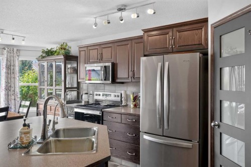 123 Silverado Plains Circle Sw, Calgary, AB 