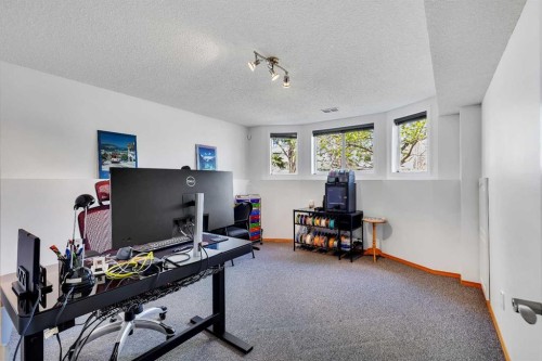 16371 Somercrest Street Sw, Calgary, AB - Indoor Photo Showing Office