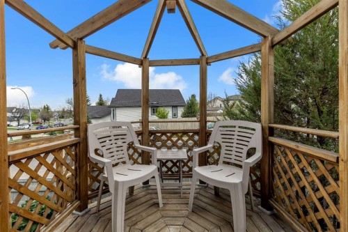 16371 Somercrest Street Sw, Calgary, AB - Outdoor