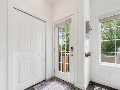 456 Rainbow Falls Drive, Chestermere, AB 