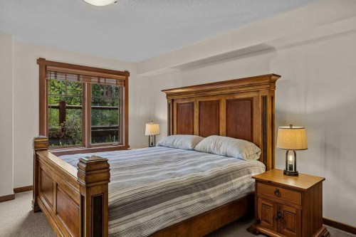 120-150 Crossbow Place, Canmore, AB 