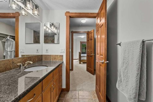 120-150 Crossbow Place, Canmore, AB 
