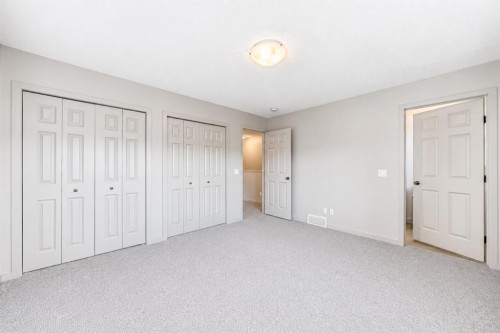 310 Legacy Village Way Se, Calgary, AB 