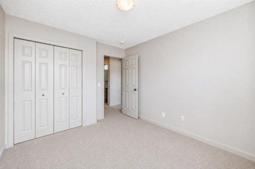 310 Legacy Village Way Se, Calgary, AB 
