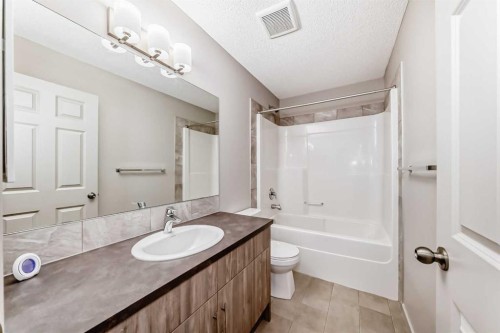 310 Legacy Village Way Se, Calgary, AB 