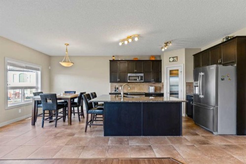 38 Everhollow Green Sw, Calgary, AB 