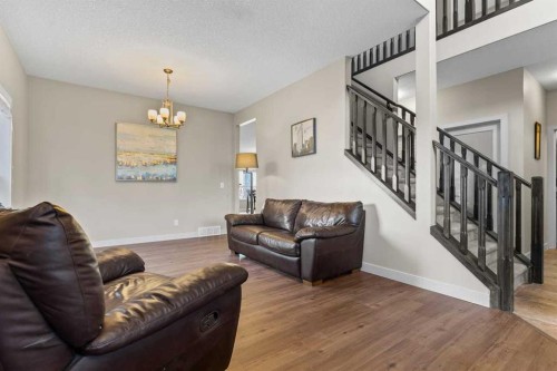 38 Everhollow Green Sw, Calgary, AB 