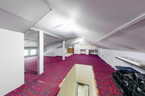2906 17 Street Sw, Calgary, AB 