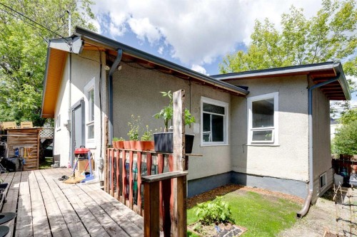 2906 17 Street Sw, Calgary, AB 