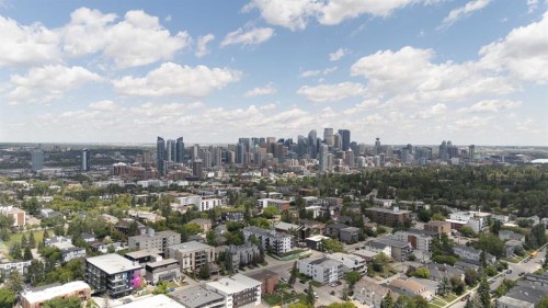 2906 17 Street Sw, Calgary, AB 