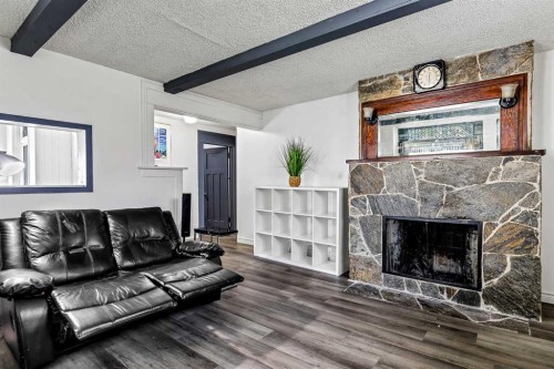 2906 17 Street Sw, Calgary, AB 
