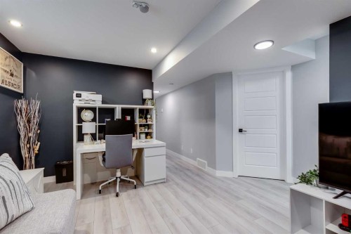 228 Hillcrest Road Sw, Airdrie, AB 