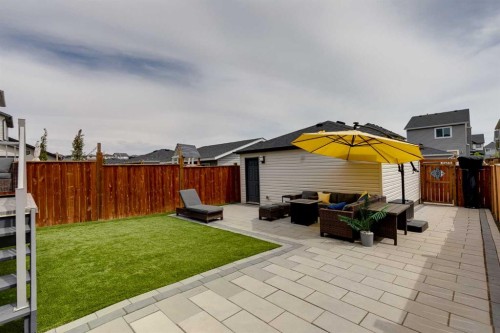 228 Hillcrest Road Sw, Airdrie, AB 