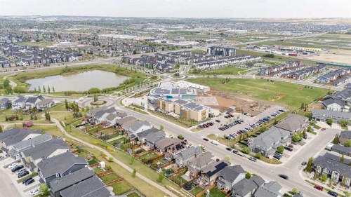 228 Hillcrest Road Sw, Airdrie, AB 
