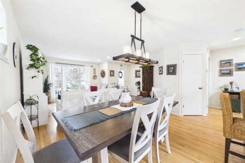 67 Prestwick Crescent Se, Calgary, AB - Indoor Photo Showing Dining Room