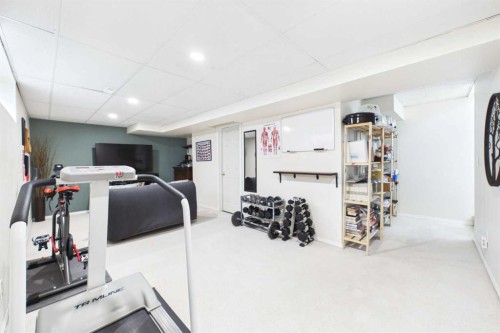 67 Prestwick Crescent Se, Calgary, AB - Indoor