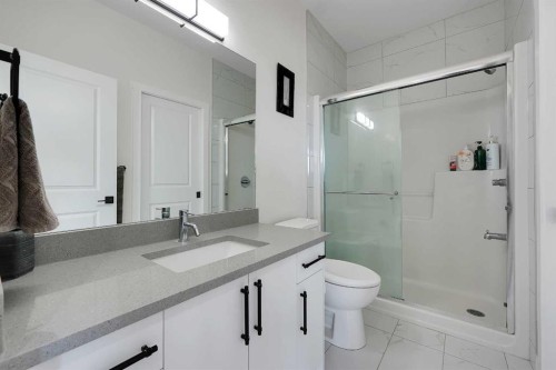 192 Sandpiper Landing, Chestermere, AB 