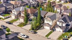 172 Sherwood Mews NW Calgary, AB T3R 0G1