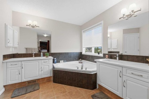 172 Sherwood Mews Nw, Calgary, AB 