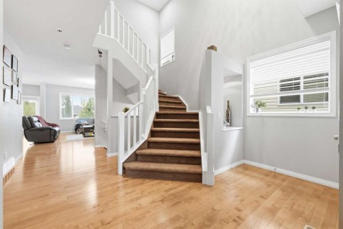 172 Sherwood Mews Nw, Calgary, AB 