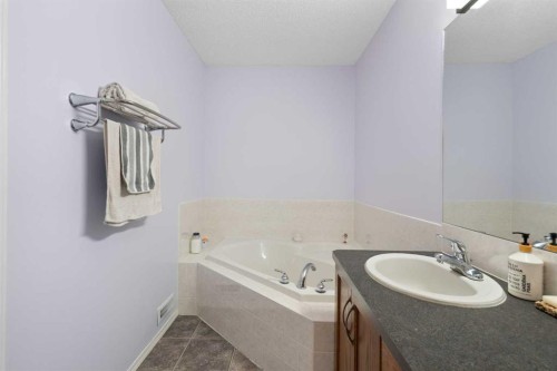 57 Saddlemont Grove Ne, Calgary, AB 