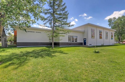 185 Springwood Drive Sw, Calgary, AB 