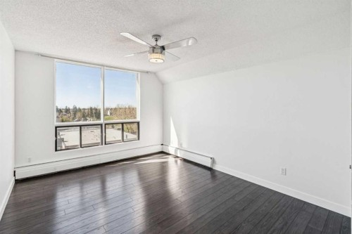 701-2909 17 Avenue Sw, Calgary, AB - Indoor Photo Showing Other Room