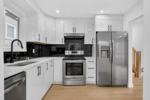 304 Beddington Circle Ne, Calgary, AB 