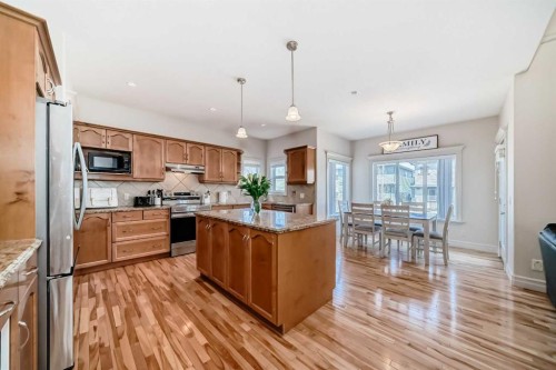 832 Coopers Square Sw, Airdrie, AB 
