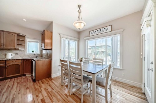 832 Coopers Square Sw, Airdrie, AB 