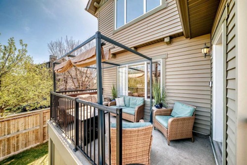 832 Coopers Square Sw, Airdrie, AB 