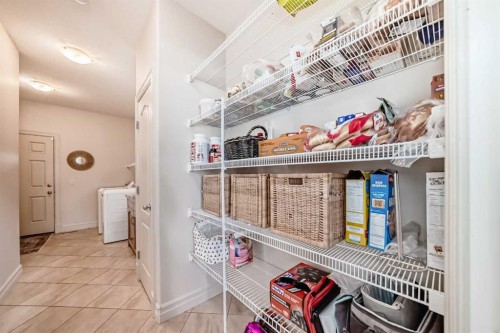 832 Coopers Square Sw, Airdrie, AB 