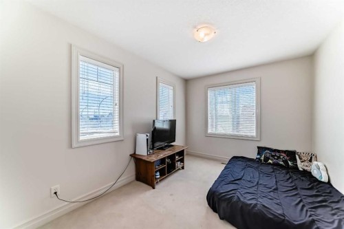 832 Coopers Square Sw, Airdrie, AB 