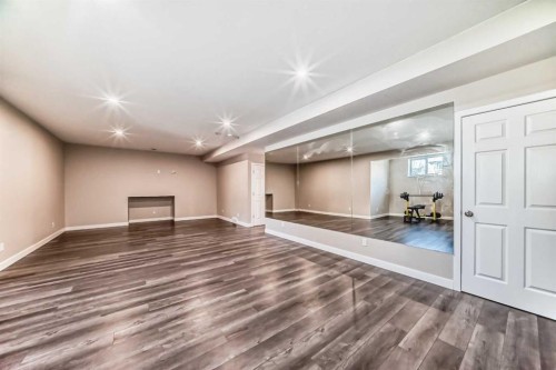 832 Coopers Square Sw, Airdrie, AB 