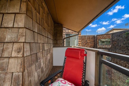 401-3719B 49 Street Nw, Calgary, AB - Outdoor With Balcony With Exterior