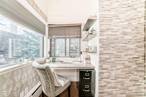 401-3719B 49 Street Nw, Calgary, AB - Indoor