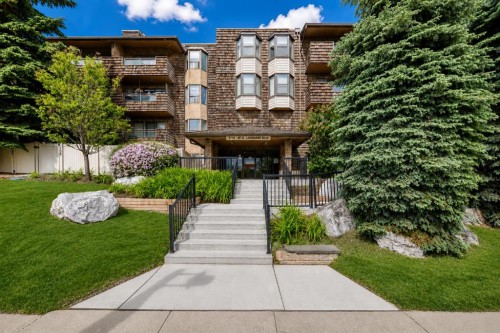 401-3719B 49 Street Nw, Calgary, AB - Outdoor With Balcony